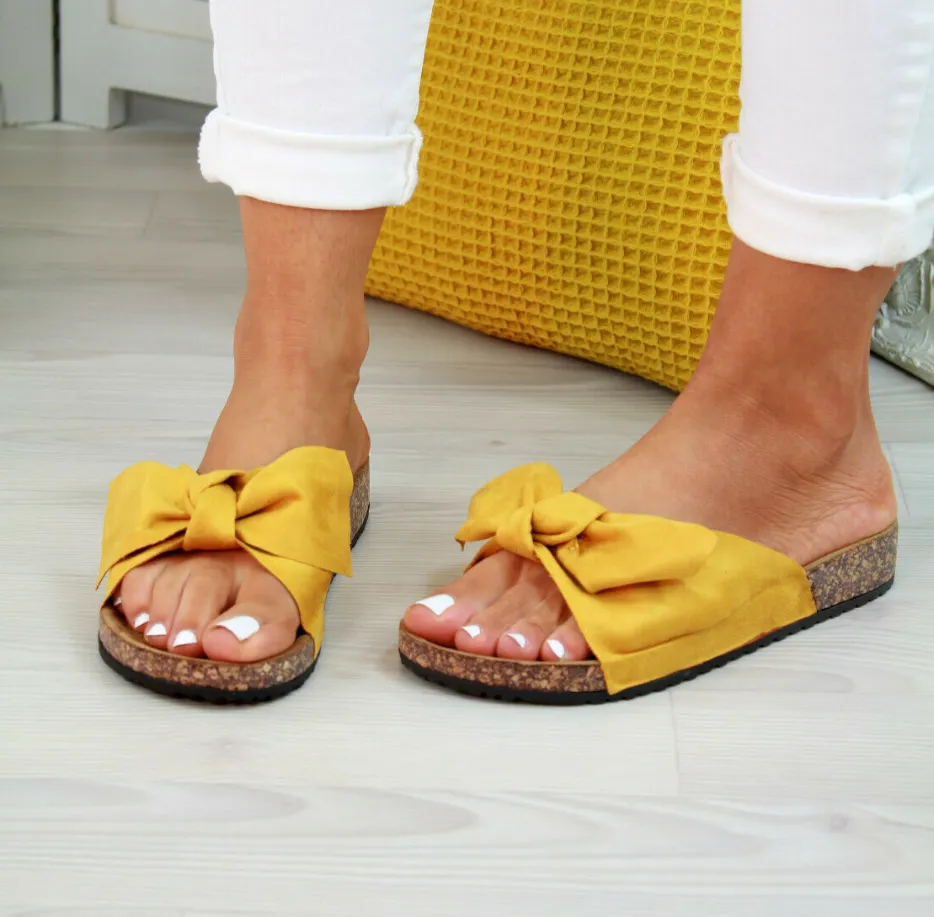 Bow Slip on Flip-Flops