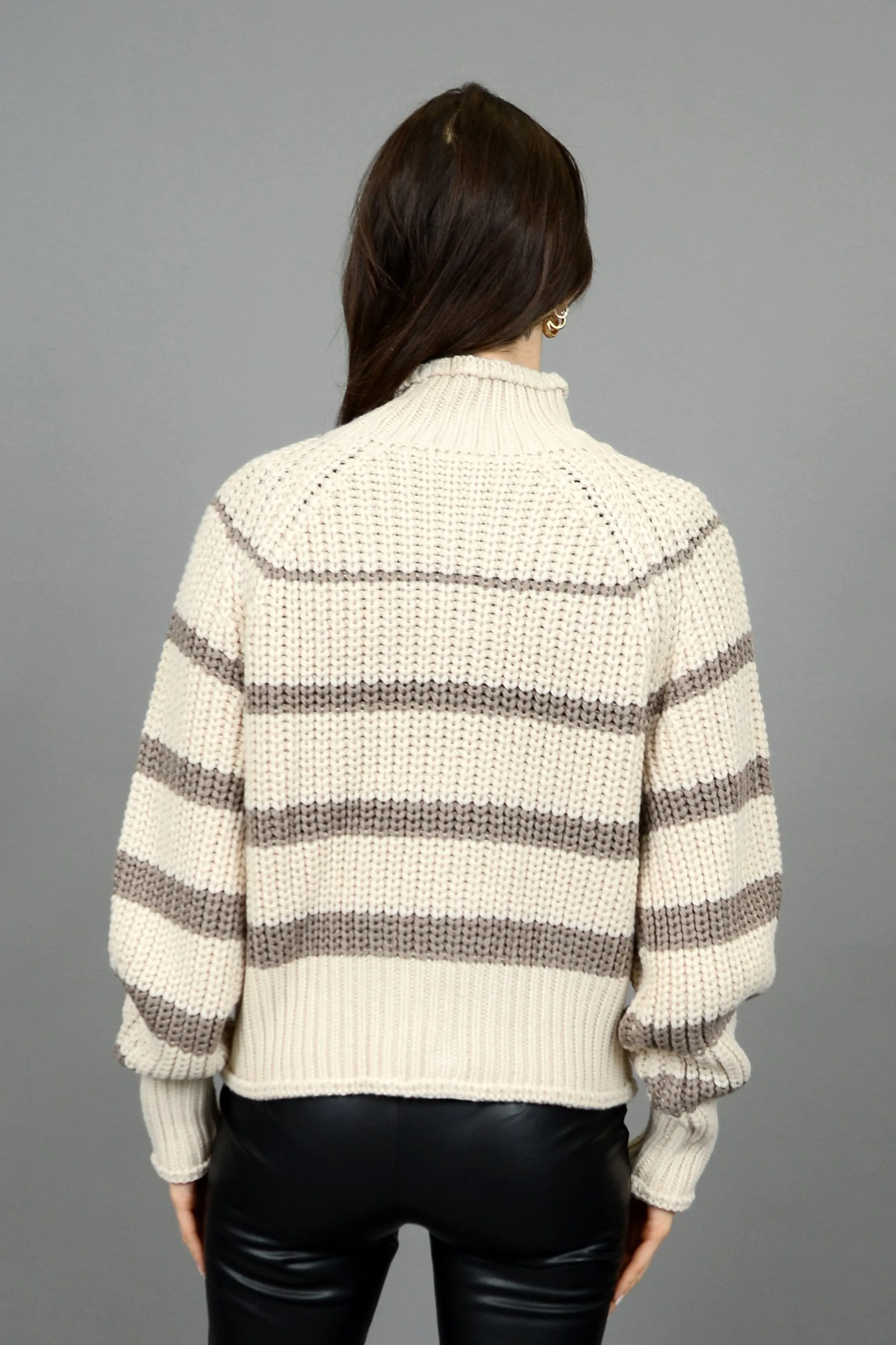 Hifza Long Raglan Sleeve Mock Neck Pullover