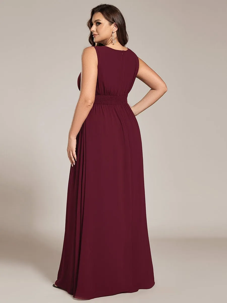 Plus Size A-Line Sleeveless Chiffon Round Neckline Bridesmaid Dress with Pleats