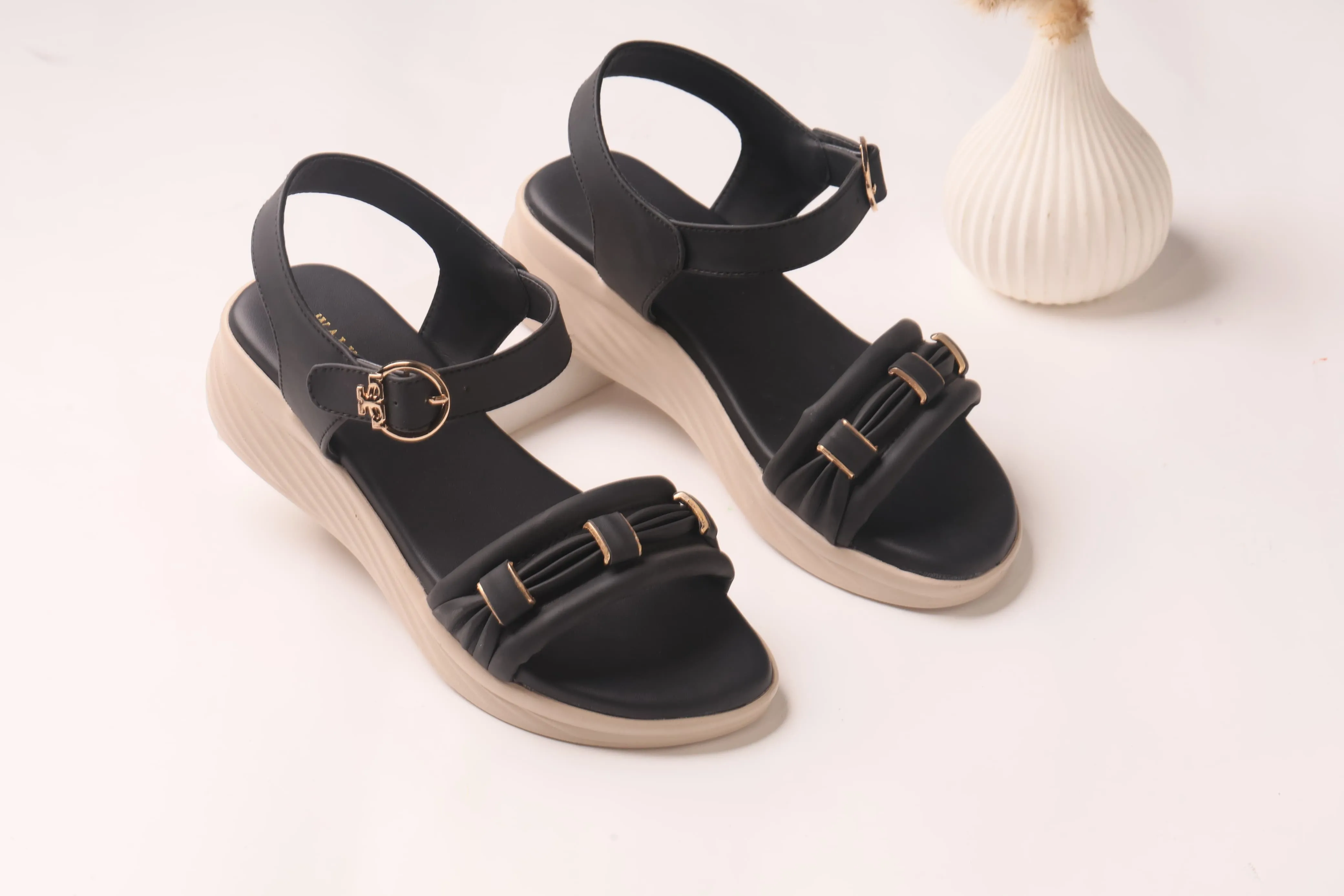 WALKBROS MEDICATED WEDGES SANDALS {  1  } - BLACK