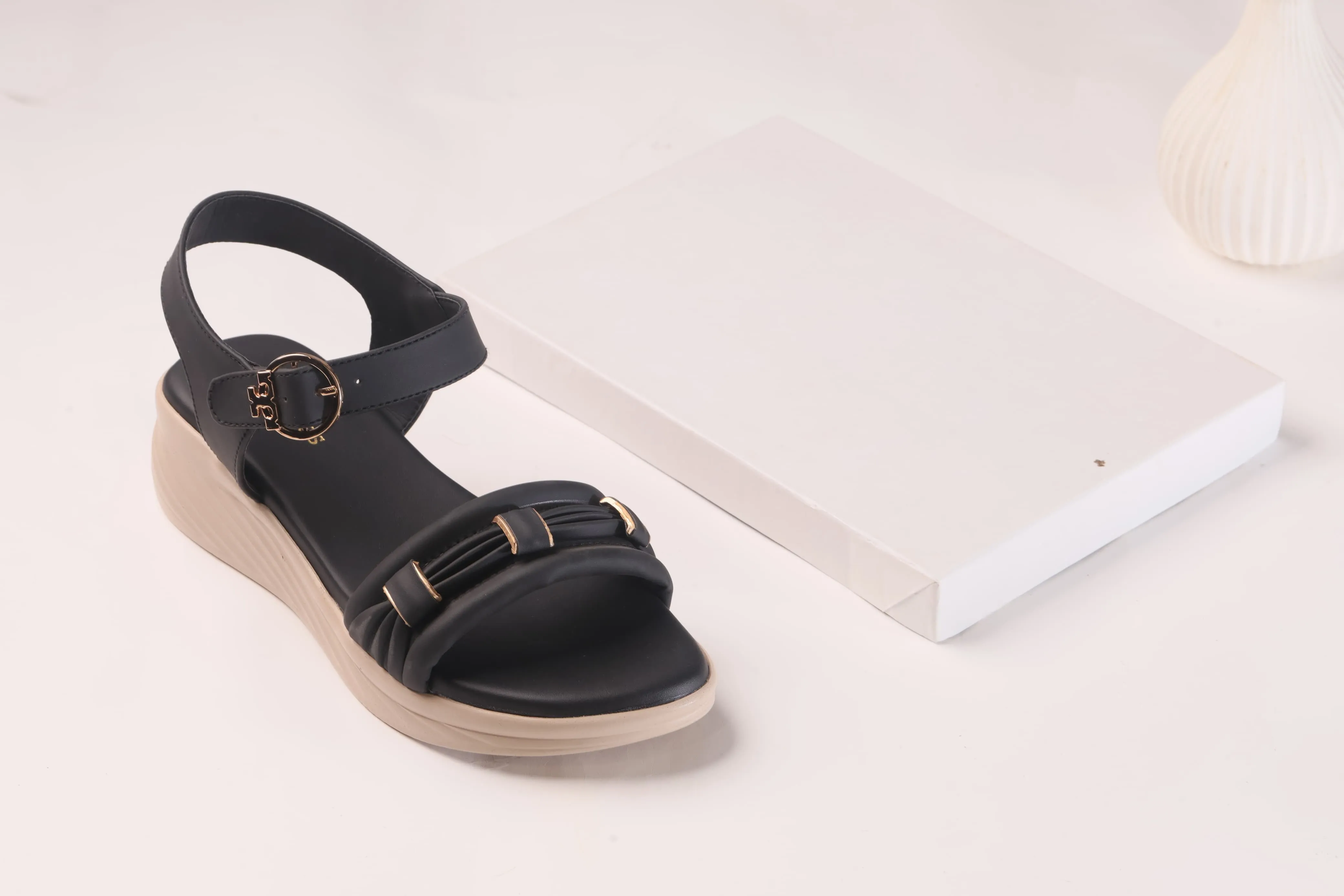 WALKBROS MEDICATED WEDGES SANDALS {  1  } - BLACK